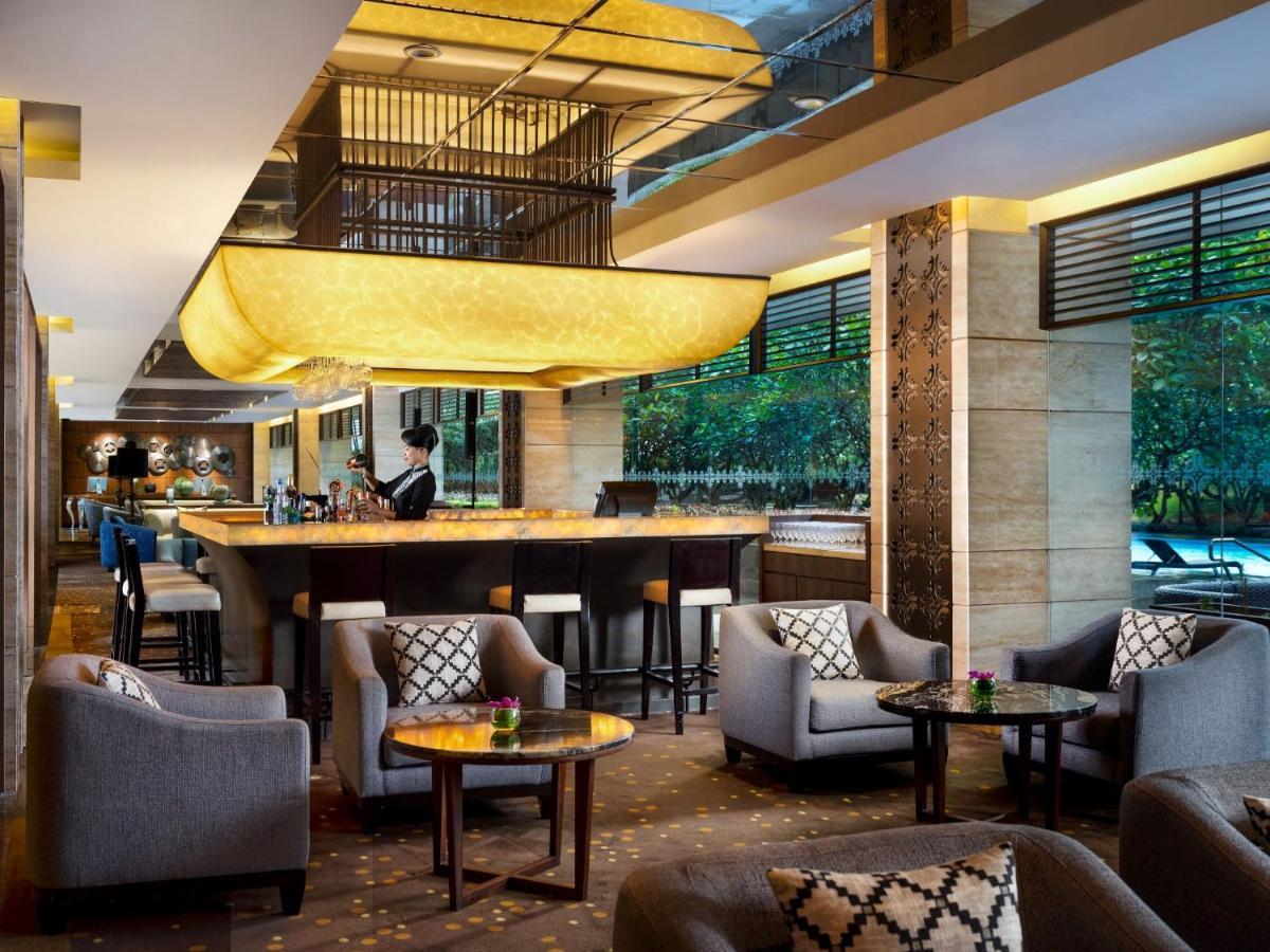 Royal Ambarrukmo Yogyakarta Hotel Maguwo Exterior foto