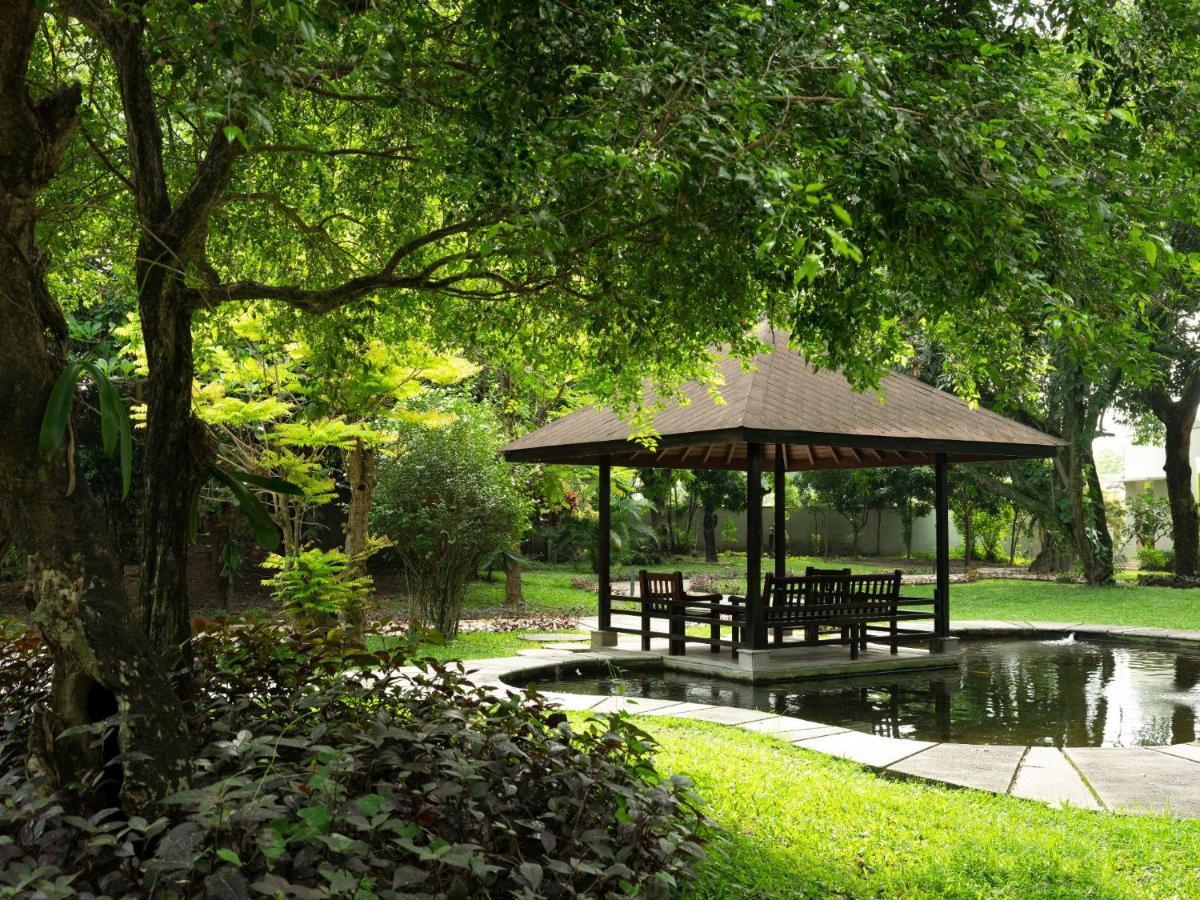 Royal Ambarrukmo Yogyakarta Hotel Maguwo Exterior foto