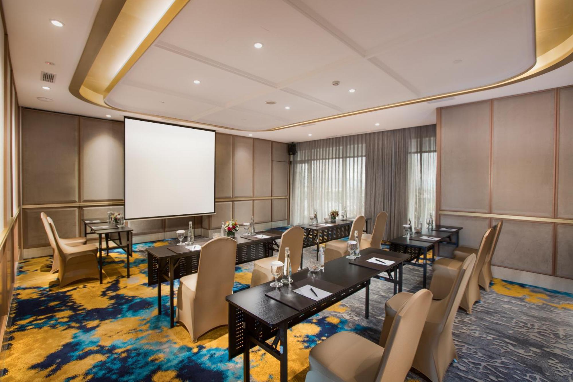 Royal Ambarrukmo Yogyakarta Hotel Maguwo Exterior foto